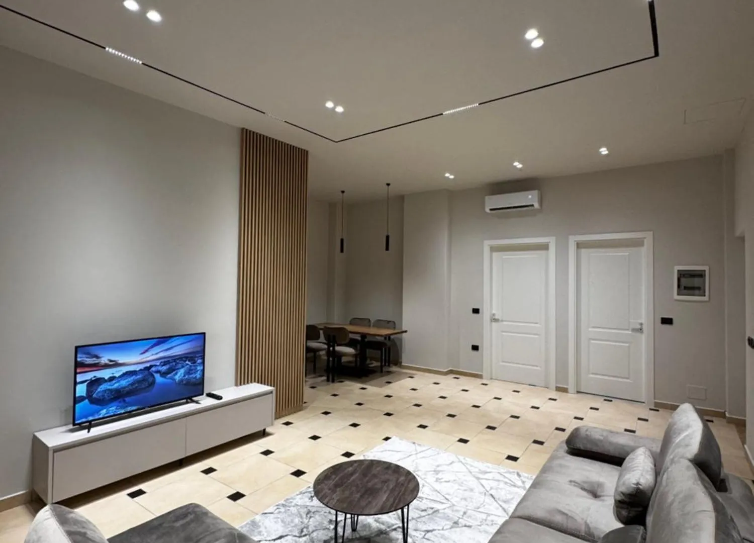 Aayan Apartments Vlore 0*,  Albania